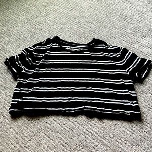 Black and white stripped crop top